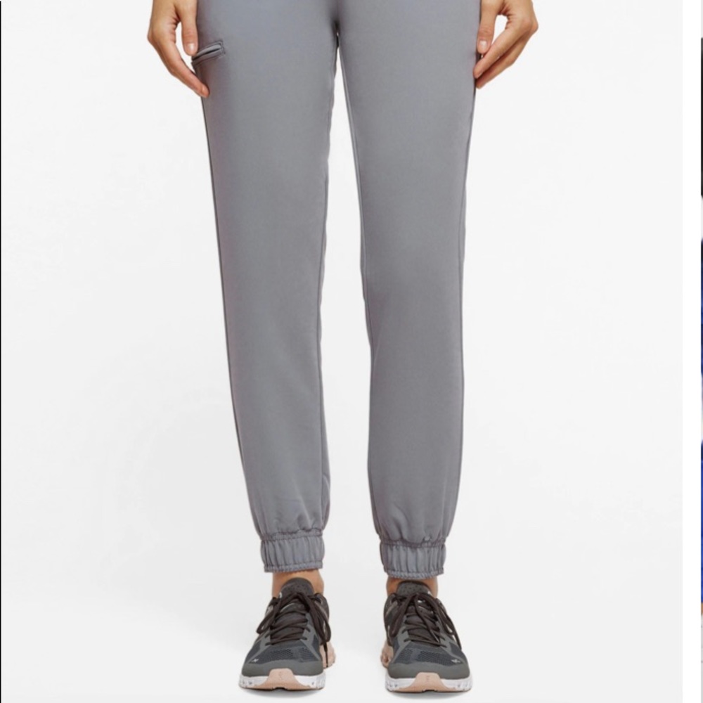 Jaanuu Women’s Essential 5 Pocket Grey Jogger Size Petite Medium